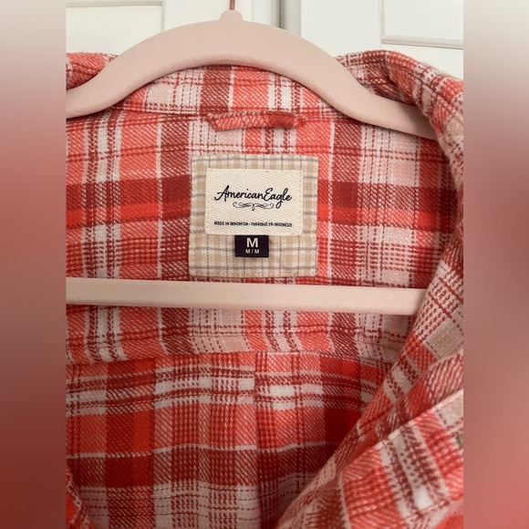 Cropped flannel with distressed sleeves - Picture 2 of 5